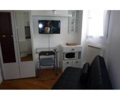 STUDETTE meublée neuve avec SDE douche WC, TV, t confort