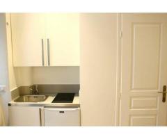 Apartment studio near Palais Royal (Paris)