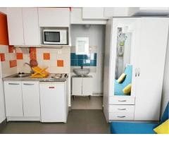 Studio is located on the ground floor, it gives on the courtyard
