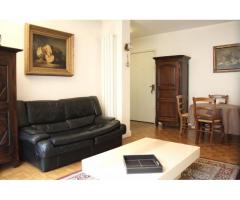 1BR apartment is located in the South of the 16th arrondissement