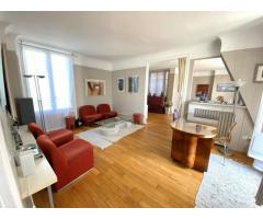 1BR, 2BA and a terrace, located in a quiet passage, on the Villa de Guelma