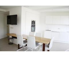 Furnished 3 bedroom apartment  located on Avenue de Versailles