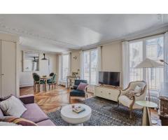 Charming furnished 1BR apartment , in the heart of Paris in the Marais