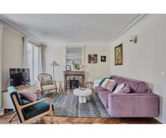 Charming furnished 1BR apartment , in the heart of Paris in the Marais