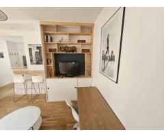 Furnished apartment in Rue Budé, on Ile St Louis in the 4th arrondissement.