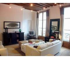 Elegant one-bedroom offers a stylish and full furnishings amenities (Le Marais)