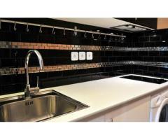 Metro ROME, large studio owner) (Metro ROME, Boulevard des Batignolles)